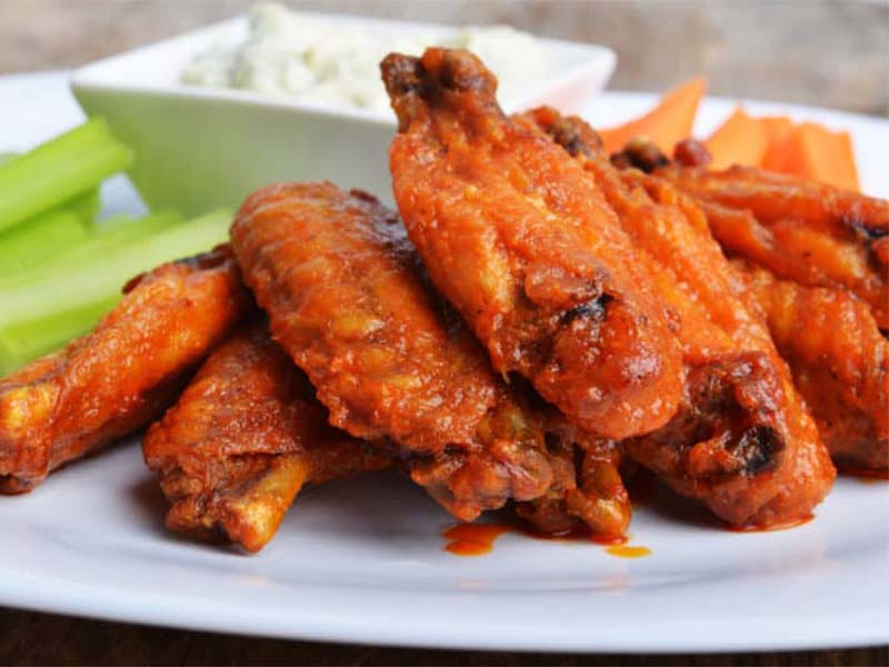 Buffalo wings may be an easy keto-friendly alternative Buffalo wings may be an easy keto-friendly alternative