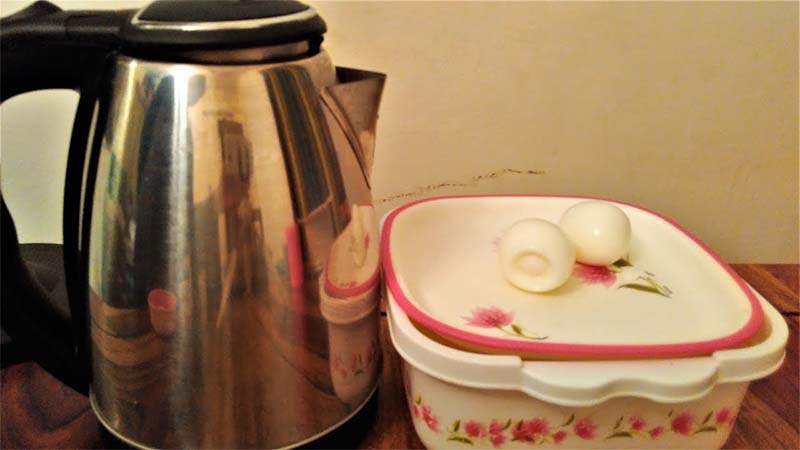 Using tea kettle to cook food