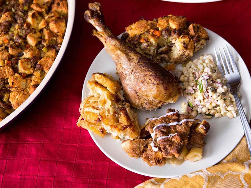 It all gets easier with Thanksgiving treats from fast-food It all gets easier with Thanksgiving treats from fast-food